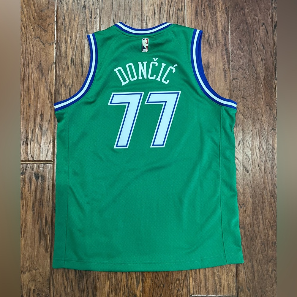Dallas Mavs Luka Doncic #77 Youth Jersey